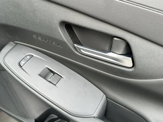 SEMINUEVOS NISSAN Sentra a Estados en autogozo