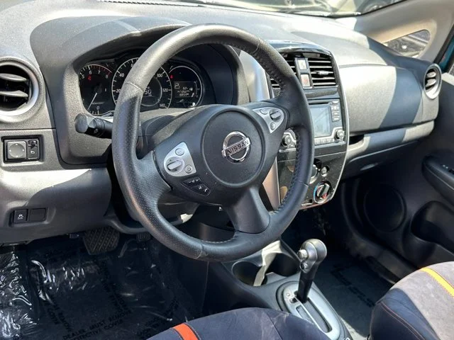 SEMINUEVOS NISSAN Versa Note a Estados en autogozo