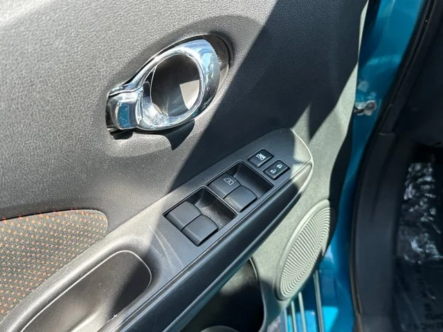 SEMINUEVOS NISSAN Versa Note a Estados en autogozo