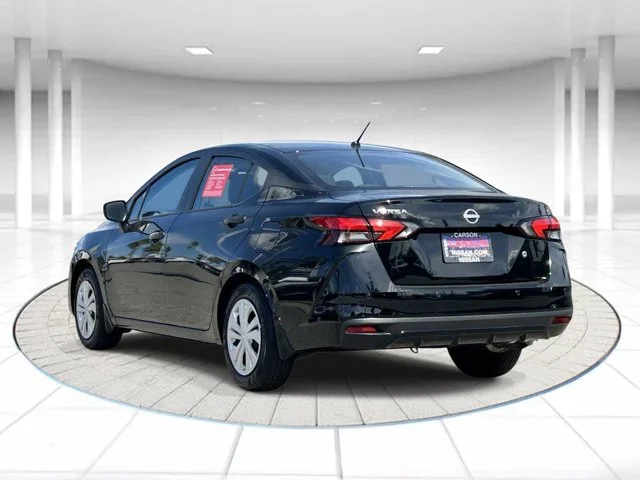 SEMINUEVOS NISSAN Versa a Estados en autogozo