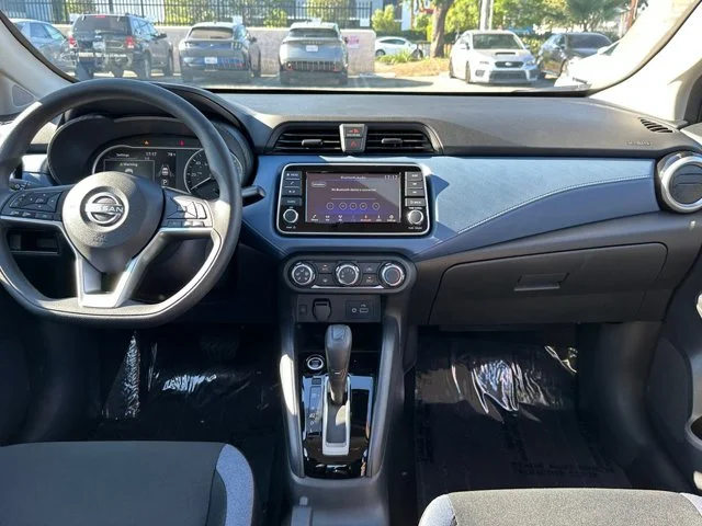 SEMINUEVOS NISSAN Versa a Estados en autogozo