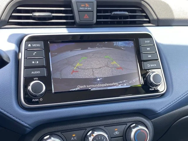 SEMINUEVOS NISSAN Versa a Estados en autogozo
