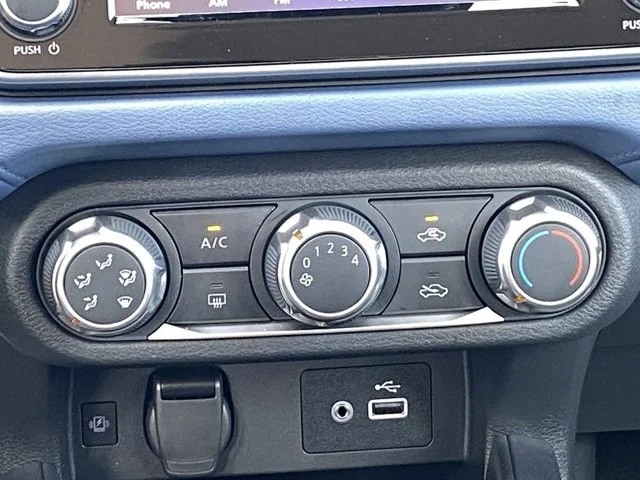 SEMINUEVOS NISSAN Versa a Estados en autogozo