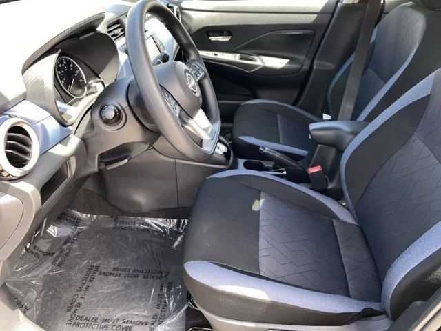 SEMINUEVOS NISSAN Versa a Estados en autogozo