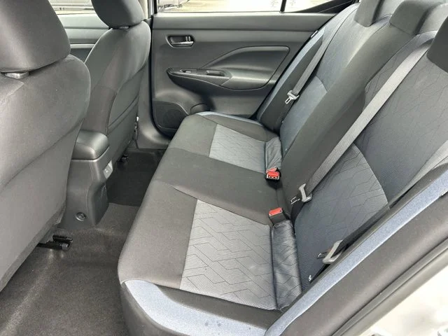 SEMINUEVOS NISSAN Versa a Estados en autogozo