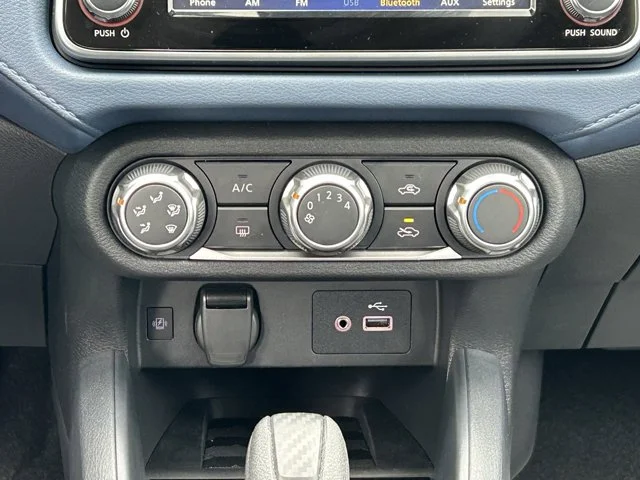 SEMINUEVOS NISSAN Versa a Estados en autogozo