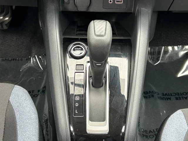 SEMINUEVOS NISSAN Versa a Estados en autogozo