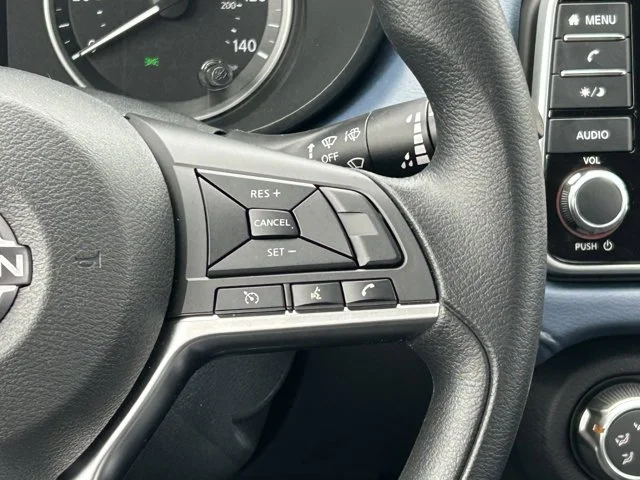 SEMINUEVOS NISSAN Versa a Estados en autogozo