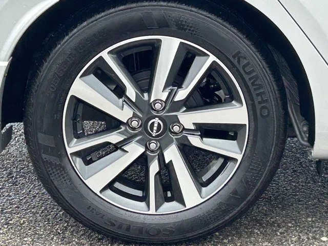 SEMINUEVOS NISSAN Versa a Estados en autogozo