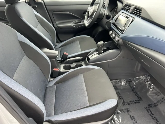 SEMINUEVOS NISSAN Versa a Estados en autogozo