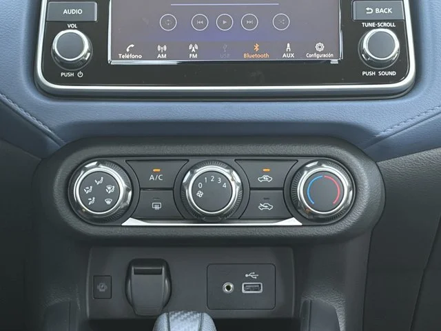 SEMINUEVOS NISSAN Versa a Estados en autogozo