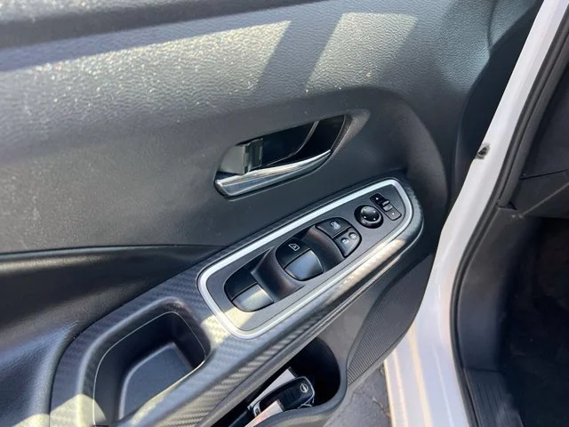 SEMINUEVOS NISSAN Versa a Estados en autogozo