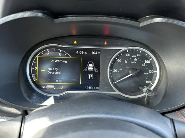 SEMINUEVOS NISSAN Versa a Estados en autogozo