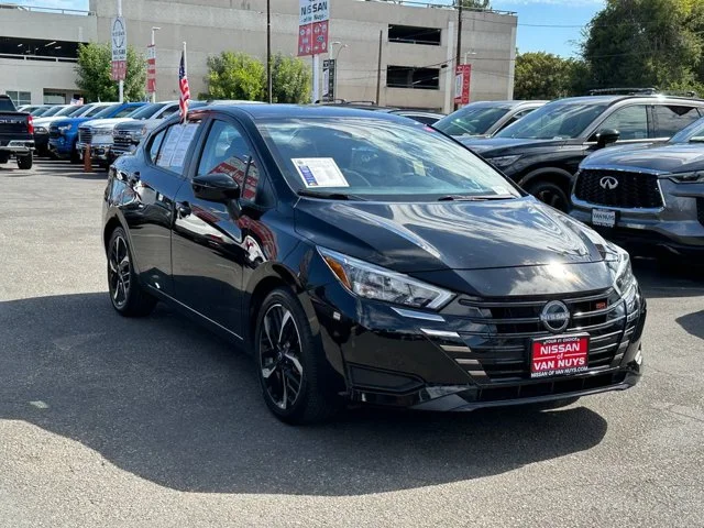SEMINUEVOS NISSAN Versa a Estados en autogozo