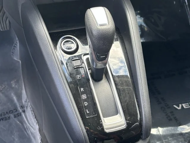 SEMINUEVOS NISSAN Versa a Estados en autogozo