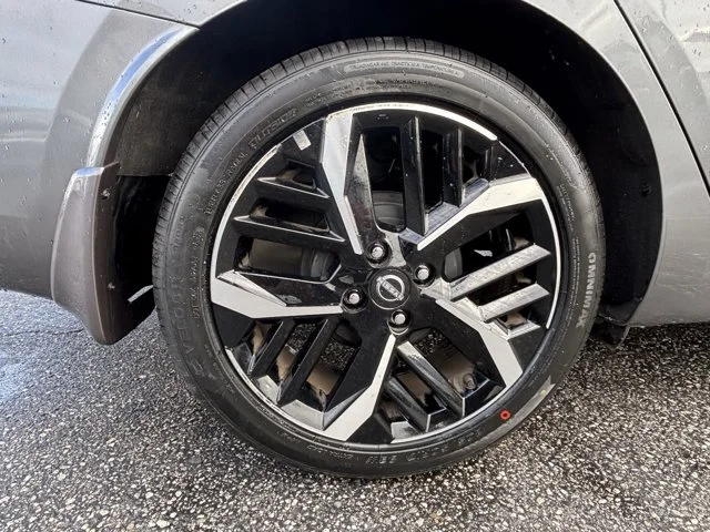 SEMINUEVOS NISSAN Versa a Estados en autogozo