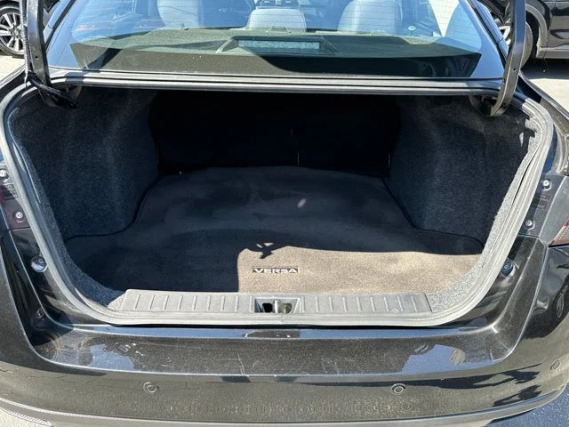 SEMINUEVOS NISSAN Versa a Estados en autogozo