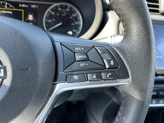 SEMINUEVOS NISSAN Versa a Estados en autogozo