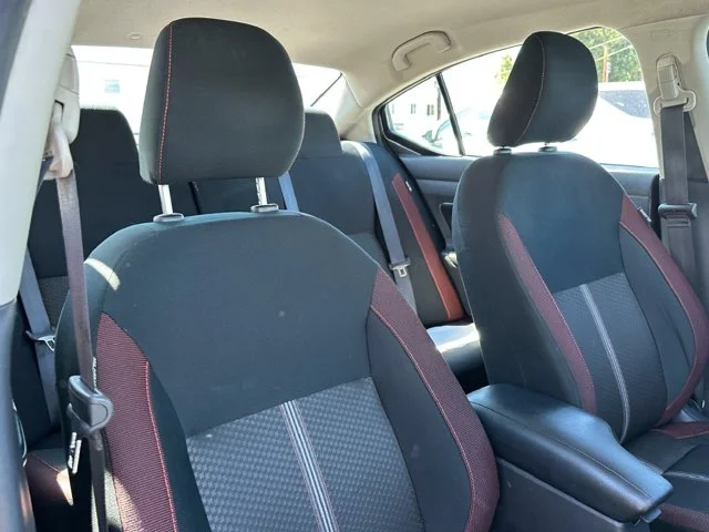 SEMINUEVOS NISSAN Versa a Estados en autogozo