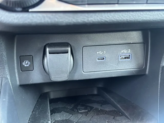 SEMINUEVOS NISSAN Versa a Estados en autogozo
