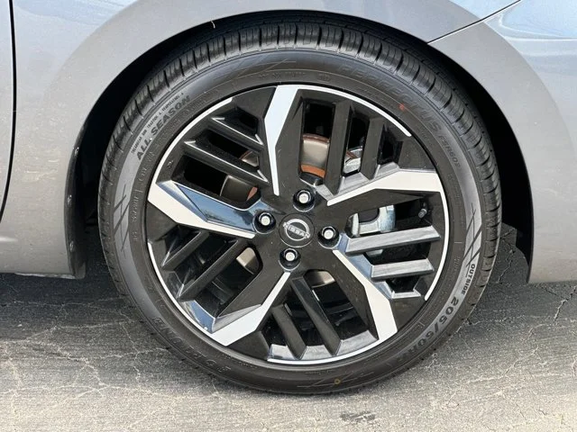 SEMINUEVOS NISSAN Versa a Estados en autogozo