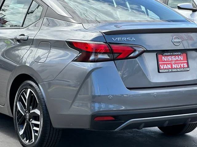 SEMINUEVOS NISSAN Versa a Estados en autogozo