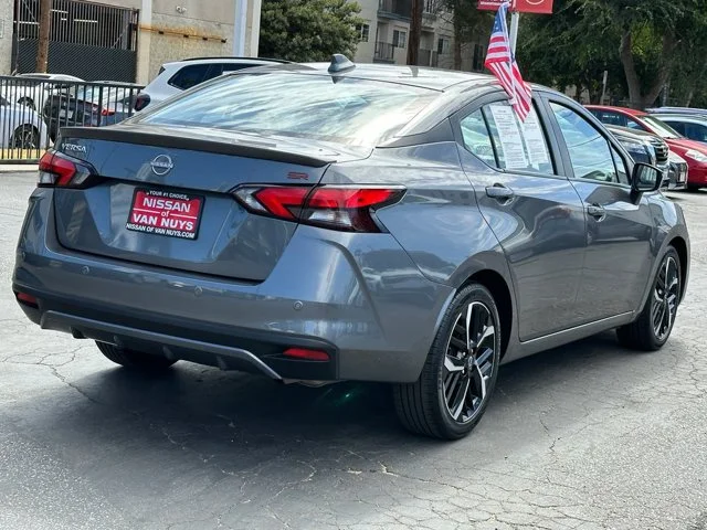 SEMINUEVOS NISSAN Versa a Estados en autogozo