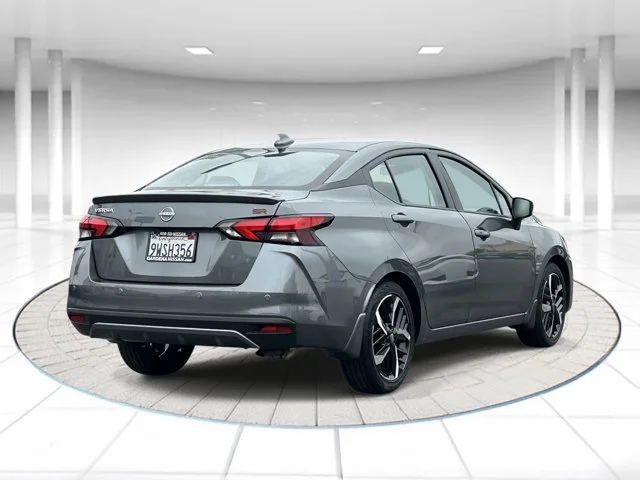SEMINUEVOS NISSAN Versa a Estados en autogozo