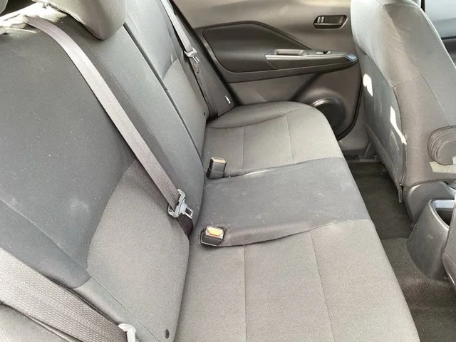 SEMINUEVOS NISSAN Kicks Play a Estados en autogozo