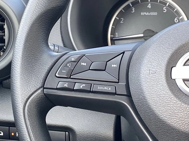 SEMINUEVOS NISSAN Kicks Play a Estados en autogozo