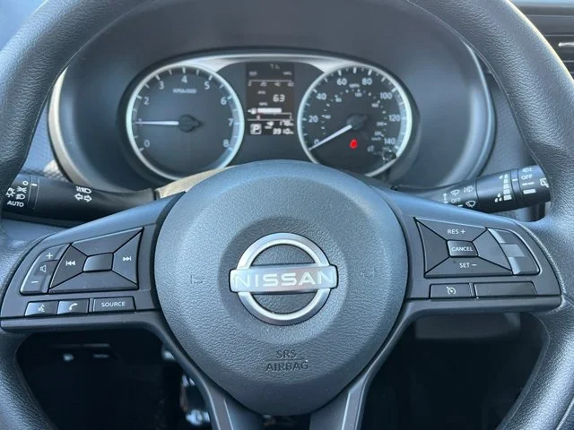 SEMINUEVOS NISSAN Kicks Play a Estados en autogozo