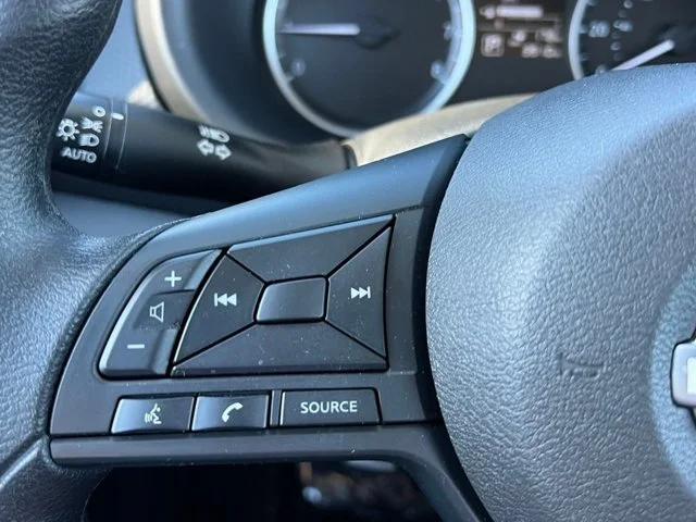 SEMINUEVOS NISSAN Kicks Play a Estados en autogozo