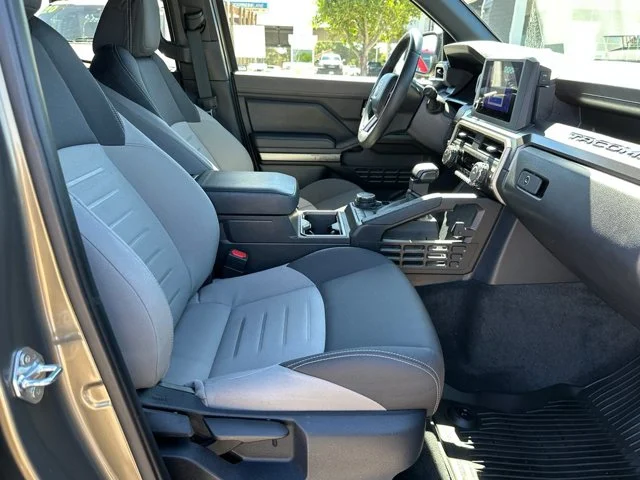 SEMINUEVOS TOYOTA Tacoma 4WD a Estados en autogozo