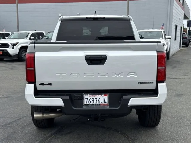 SEMINUEVOS TOYOTA Tacoma i-FORCE MAX a Estados en autogozo