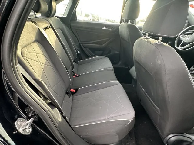 SEMINUEVOS VOLKSWAGEN Jetta a Estados en autogozo