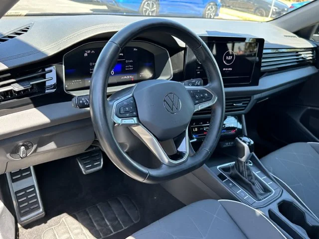 SEMINUEVOS VOLKSWAGEN Jetta a Estados en autogozo
