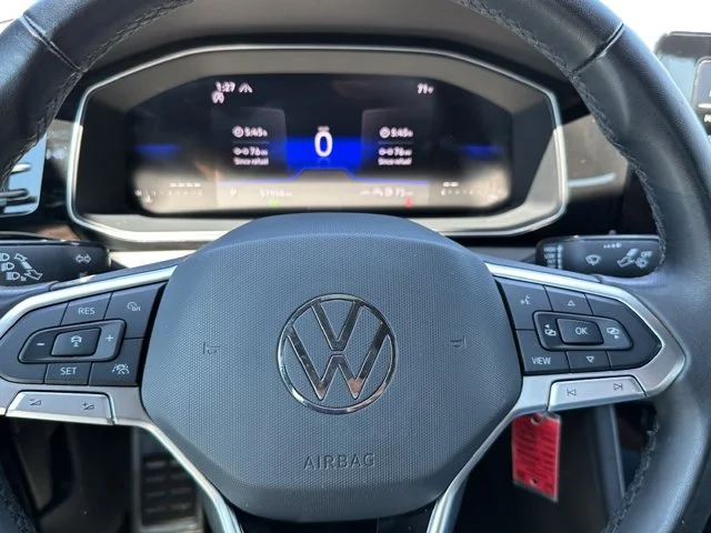 SEMINUEVOS VOLKSWAGEN Jetta a Estados en autogozo