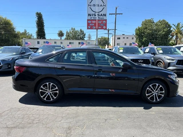 SEMINUEVOS VOLKSWAGEN Jetta a Estados en autogozo