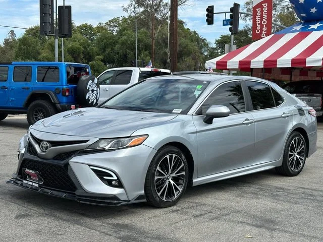 SEMINUEVOS TOYOTA Camry a Estados en autogozo