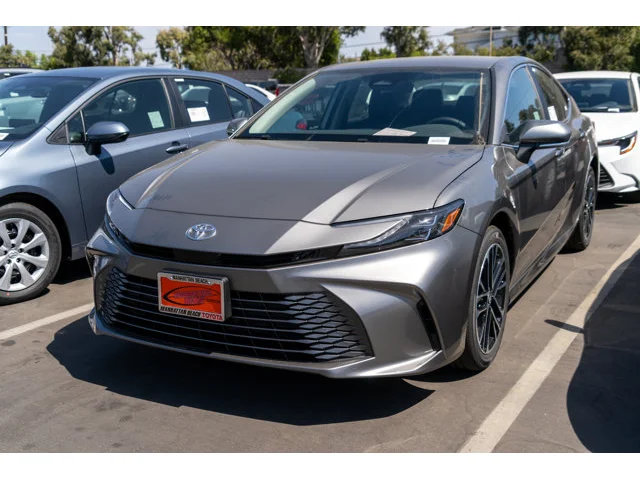 Nuevos TOYOTA CAMRY à Estados chez autogozo