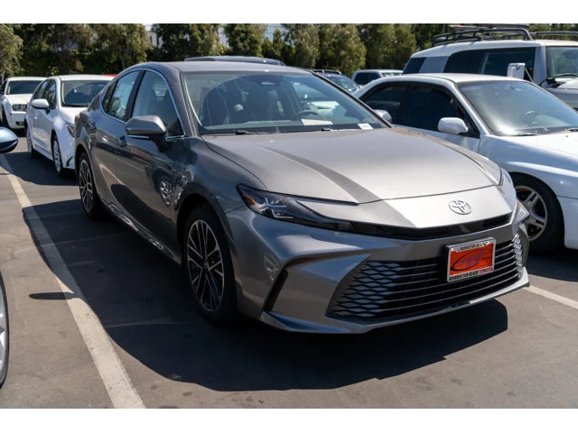 Nuevos TOYOTA CAMRY à Estados chez autogozo