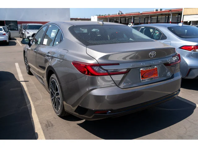 Nuevos TOYOTA CAMRY à Estados chez autogozo