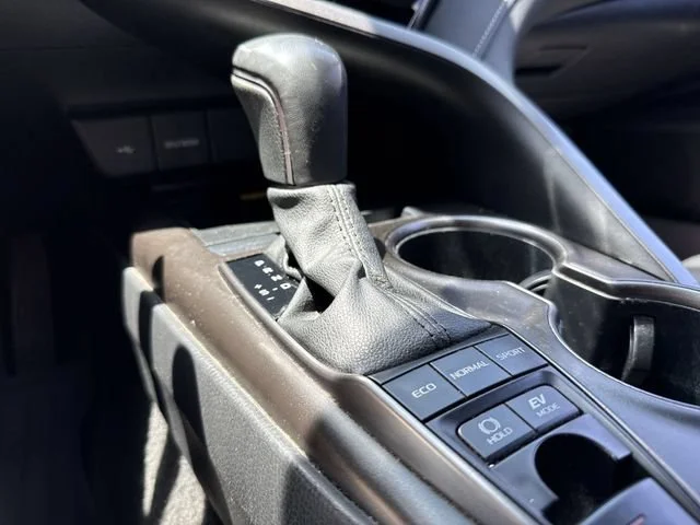 SEMINUEVOS TOYOTA Camry Hybrid a Estados en autogozo