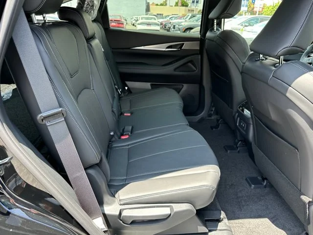 Nuevos INFINITI QX65 à Estados chez autogozo