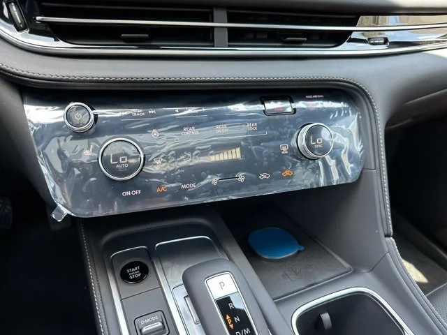 Nuevos INFINITI QX65 à Estados chez autogozo