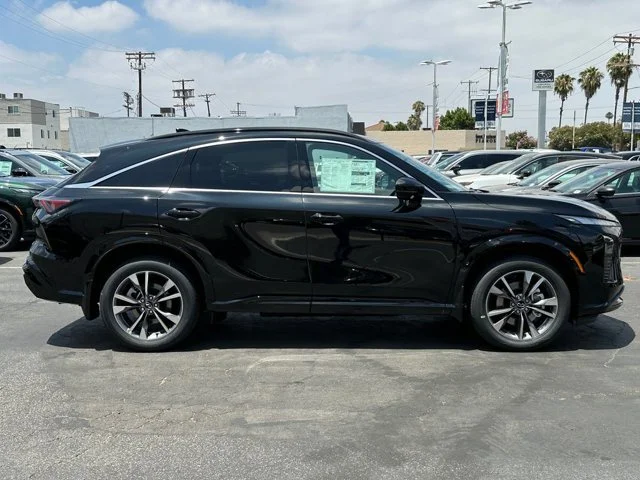 Nuevos INFINITI QX65 à Estados chez autogozo