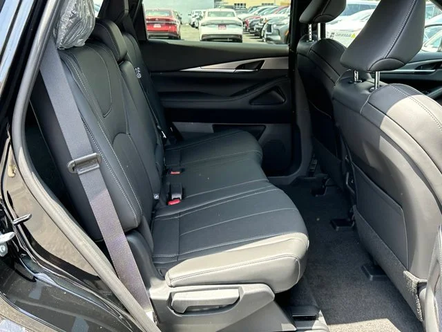 Nuevos INFINITI QX65 à Estados chez autogozo