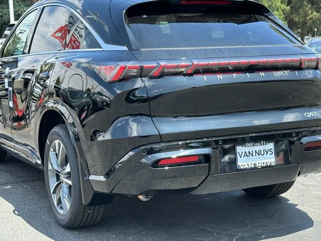 Nuevos INFINITI QX65 à Estados chez autogozo