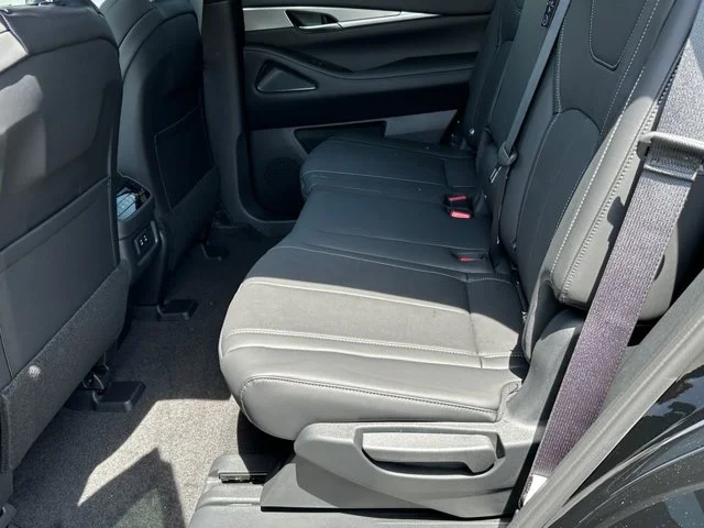 Nuevos INFINITI QX65 à Estados chez autogozo