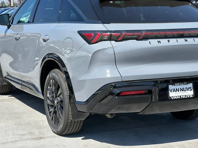 Nuevos INFINITI QX65 à Estados chez autogozo